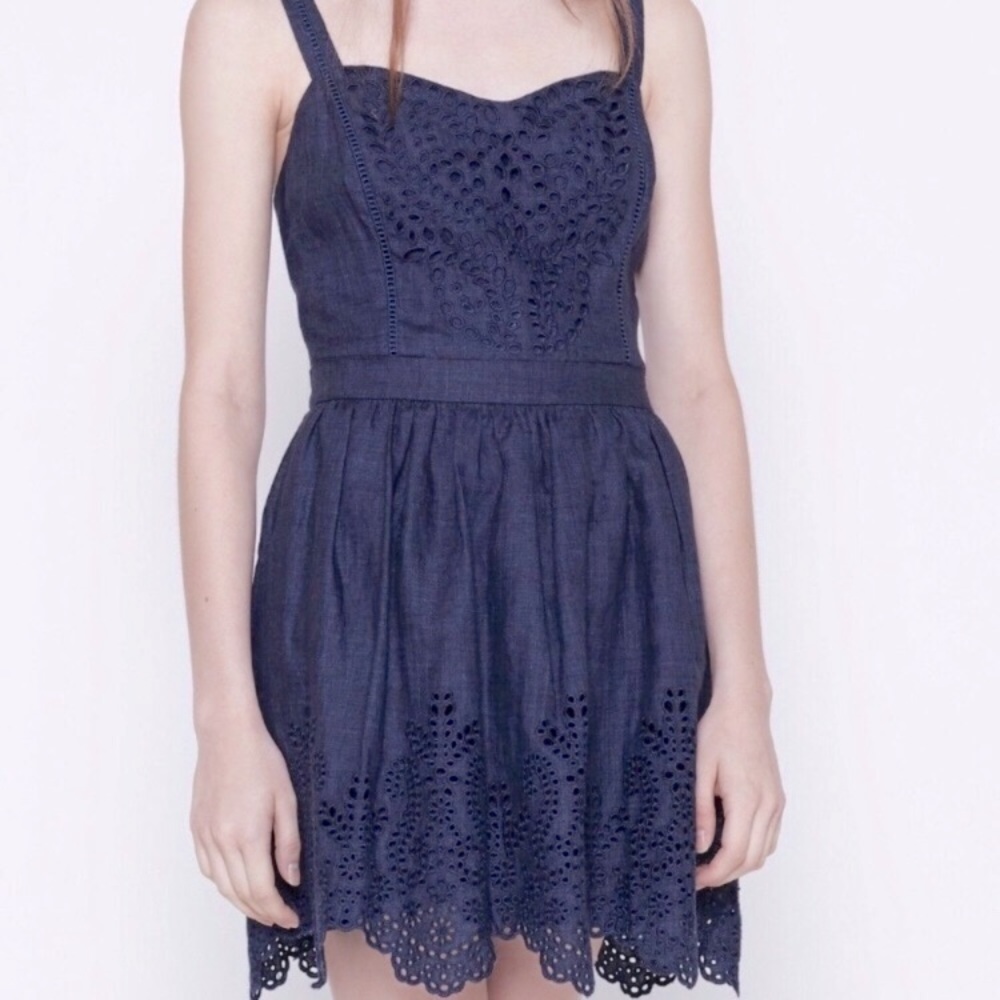 Joie Ornata indigo linen dress in size 4